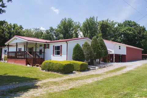 3510 Glendale Rd, Bybee, TN 37713 photo 1