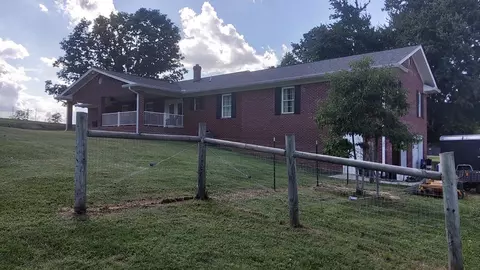 2242 Mansfield Gap Rd, Talbott, TN 37877 photo 3