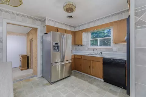1075 Claudette, Talbott, TN 37877 photo 4