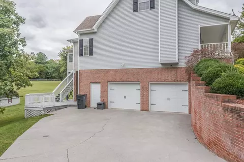 5599 Buell, Talbott, TN 37877 photo 4