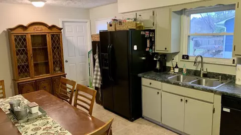 945 Roaring Fork Rd, Greeneville, TN 37745 photo 10