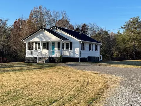 614 N White Pine Rd, Talbott, TN 37877 photo 2