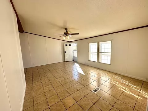 2040 Lakeshore Rd, Talbott, TN 37877 photo 2
