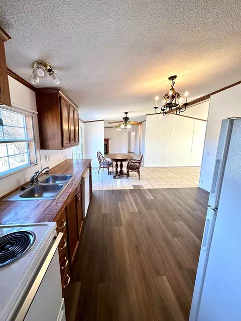 2040 Lakeshore Rd, Talbott, TN 37877 photo 9