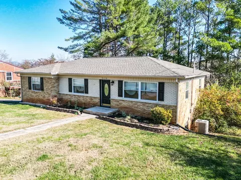 2112 E Outer Dr, Morristown, TN 37814 photo 15