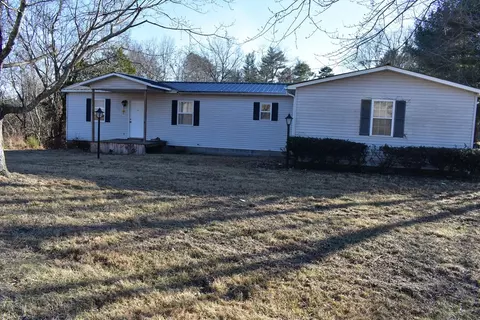 2417 Lakeshore Rd, Bean Station, TN 37708 photo 2
