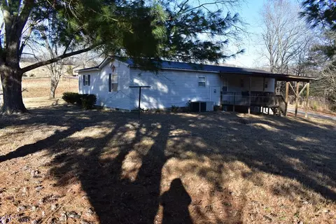 2417 Lakeshore Rd, Bean Station, TN 37708 photo 3