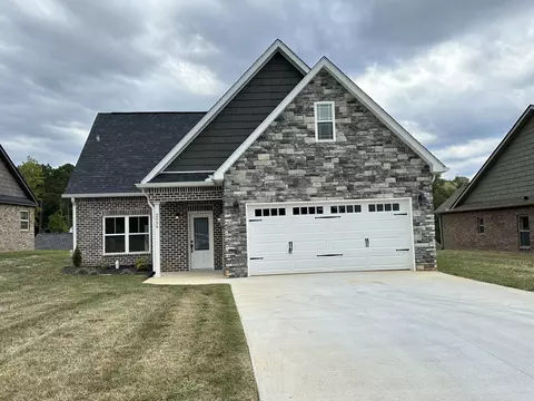 2559 Shoreline Vis, Morristown, TN 37814