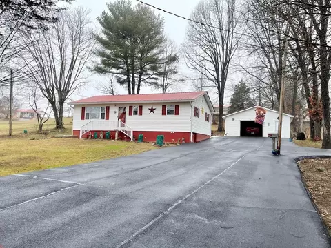 145 Hutton Ln, Bean Station, TN 37708