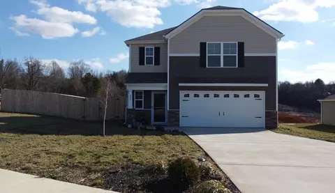 999 Greenway Dr, Morristown, TN 37814