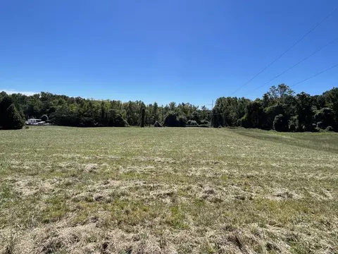 Lake Road, Madisonville, TN 37354