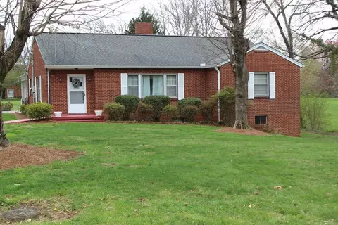 201 Bushong Ave, Morristown, TN 37814
