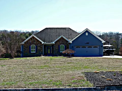 330 Back Nine Dr, Baneberry, TN 37890