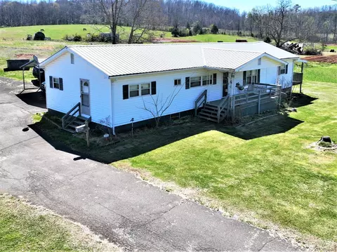 2054 Mansfield Gap Rd, Talbott, TN 37877 photo 4