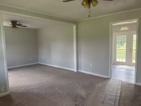 235 Hickory St, Bean Station, TN 37708 photo 4