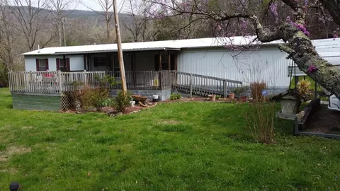 151 Miller Hollow Rd, Bean Station, TN 37708 photo 2