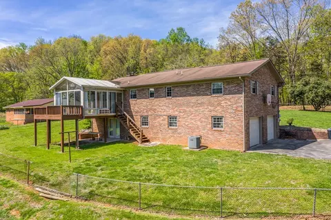 2805 Lowe Dr, Talbott, TN 37877 photo 21