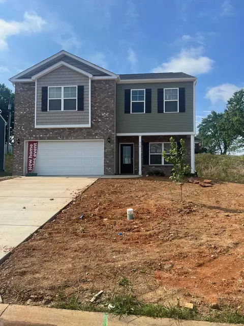 518 Cliff St, Morristown, TN 37814