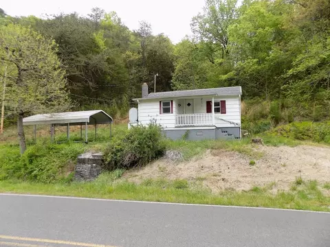 2112 Holt Town Rd, Newport, TN 37821