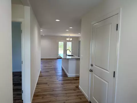 1252 Cole Dr, Talbott, TN 37877 photo 3