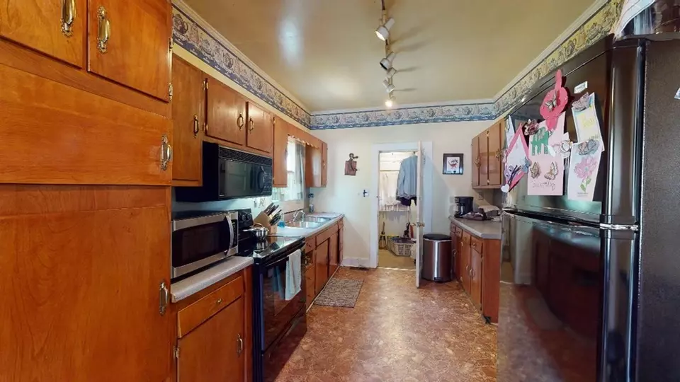  425 E 3rd North St, Morristown, TN 37814 photo 9
