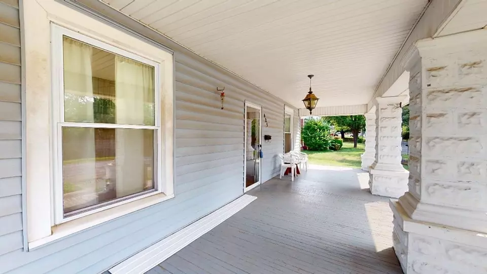  425 E 3rd North St, Morristown, TN 37814 photo 4