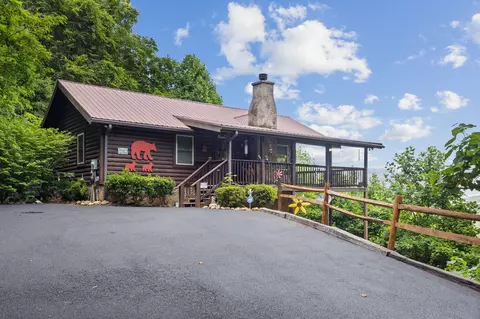 2458 Majestic View Way, Sevierville, TN 37862