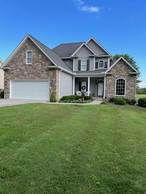 422 Terry Point Rd, Dandridge, TN 37725