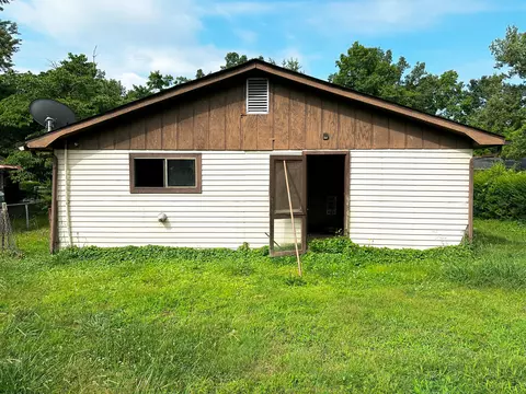 1520 River Front Cir, Dandridge, TN 37725