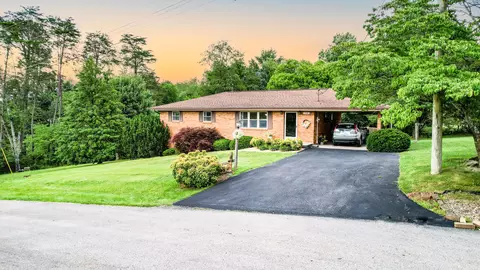 338 Cambridge Dr, Newport, TN 37821