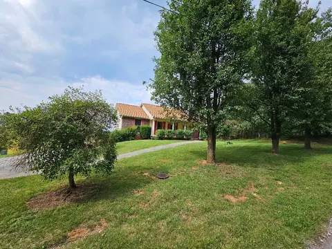 8127 Robert Watkins Rd, Talbott, TN 37877 photo 3
