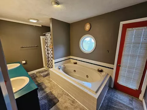 8127 Robert Watkins Rd, Talbott, TN 37877 photo 33