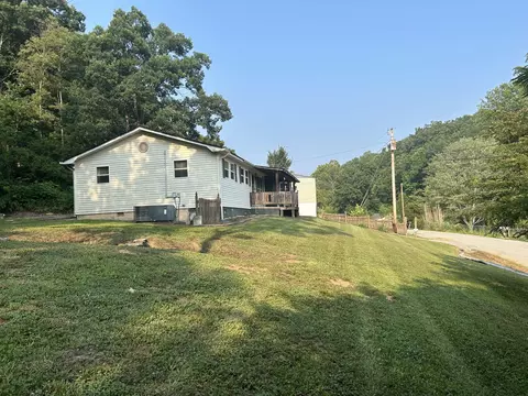 211 Sanita Village Rd, Bean Station, TN 37708
