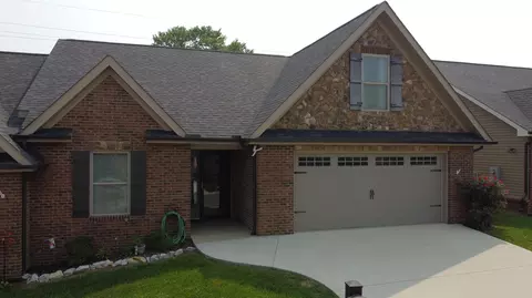 128 Bedrock Way, Harrogate, TN 37752