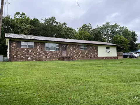 2040 Roe Junction Rd, Morristown, TN 37813