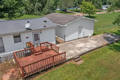 300 Meadowood Dr, Talbott, TN 37877 photo 17