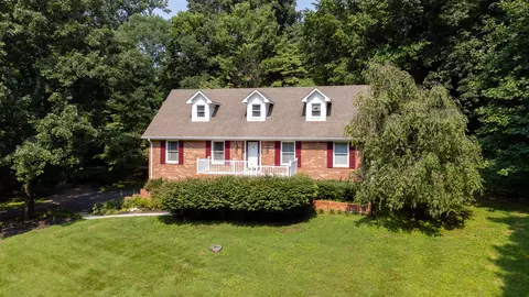 975 Cordell Hull Dr, Morristown, TN 37814