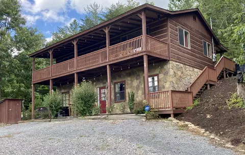 291 Cove Hollow Rd, Cosby, TN 37722