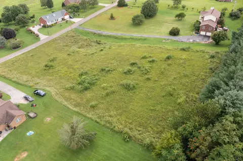 608 Cornfield Dr, White Pine, TN 37890 photo 6