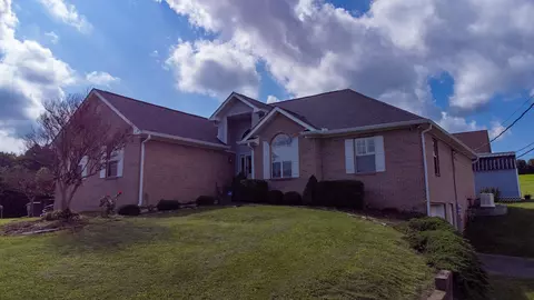 4683 Stapleton Rd1353 Rd, Morristown, TN 37813