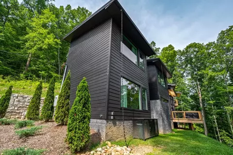 2840 Joyner Hills Lane Ln, Sevierville, TN 37876