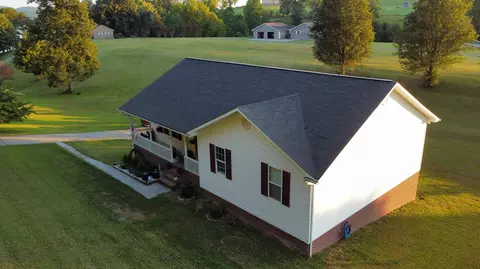 188 Cherokee Dr, Bean Station, TN 37708
