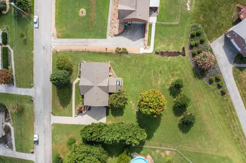 8121 W Pointe Dr, Talbott, TN 37877 photo 23