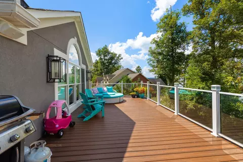 Exterior - 1917 Pointe Dr, Talbott, TN 37877 photo 5 of 19