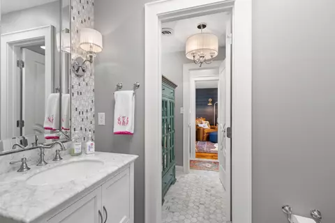 Bath - 1917 Pointe Dr, Talbott, TN 37877 photo 6 of 7