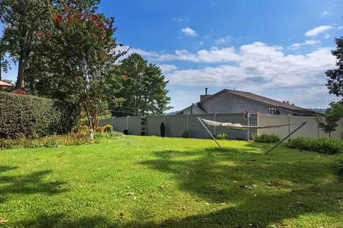 2859 Lake Forest Cir, Talbott, TN 37877 photo 29