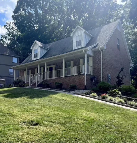 877 E Brentwood Drive Dr, Morristown, TN 37814