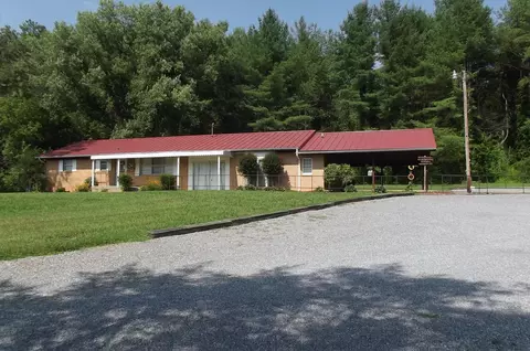 260 S Highway 107 Hwy, Del Rio, TN 37727