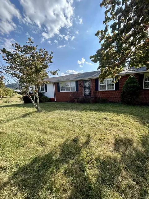 4701 Mcginnis Rd, Corryton, TN 37721