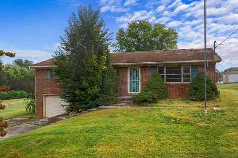 351 Carroll Rd, Morristown, TN 37813